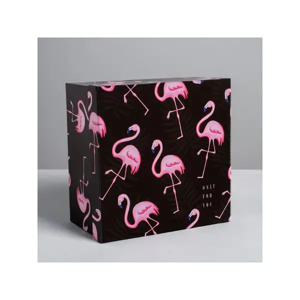 Коробка подарочная квадратная, 18х18х9.5