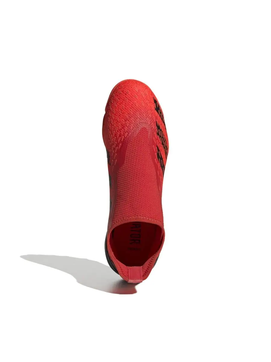 adidas predator freak laceless tf