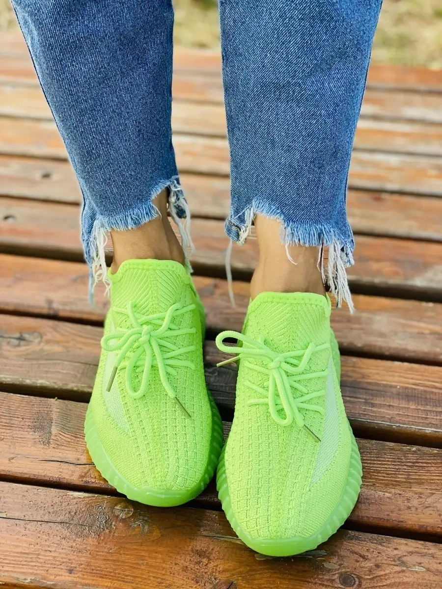 Yankee yeezys clearance