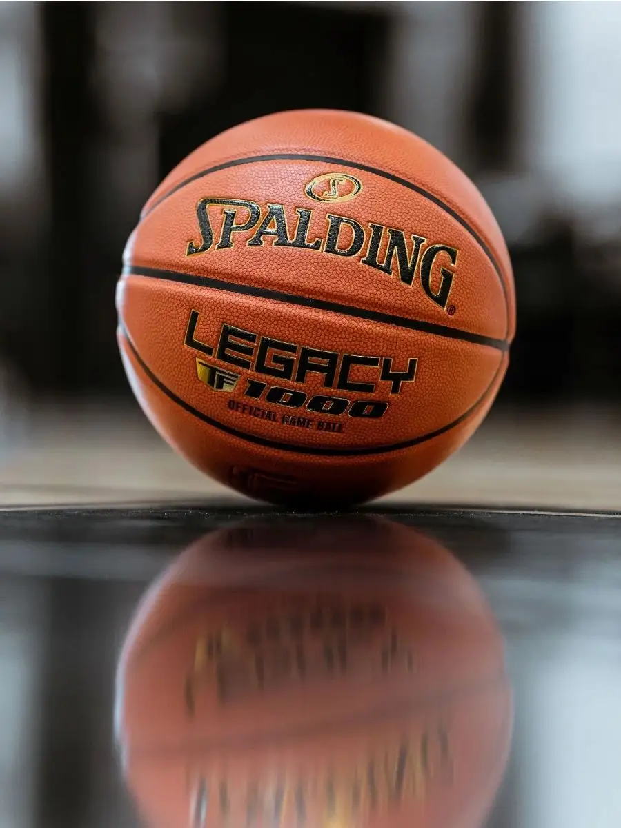 Спортивный баскетбольный мяч размер 6 для зала для улицы Spalding 37101293  купить за 16 993 ₽ в интернет-магазине Wildberries