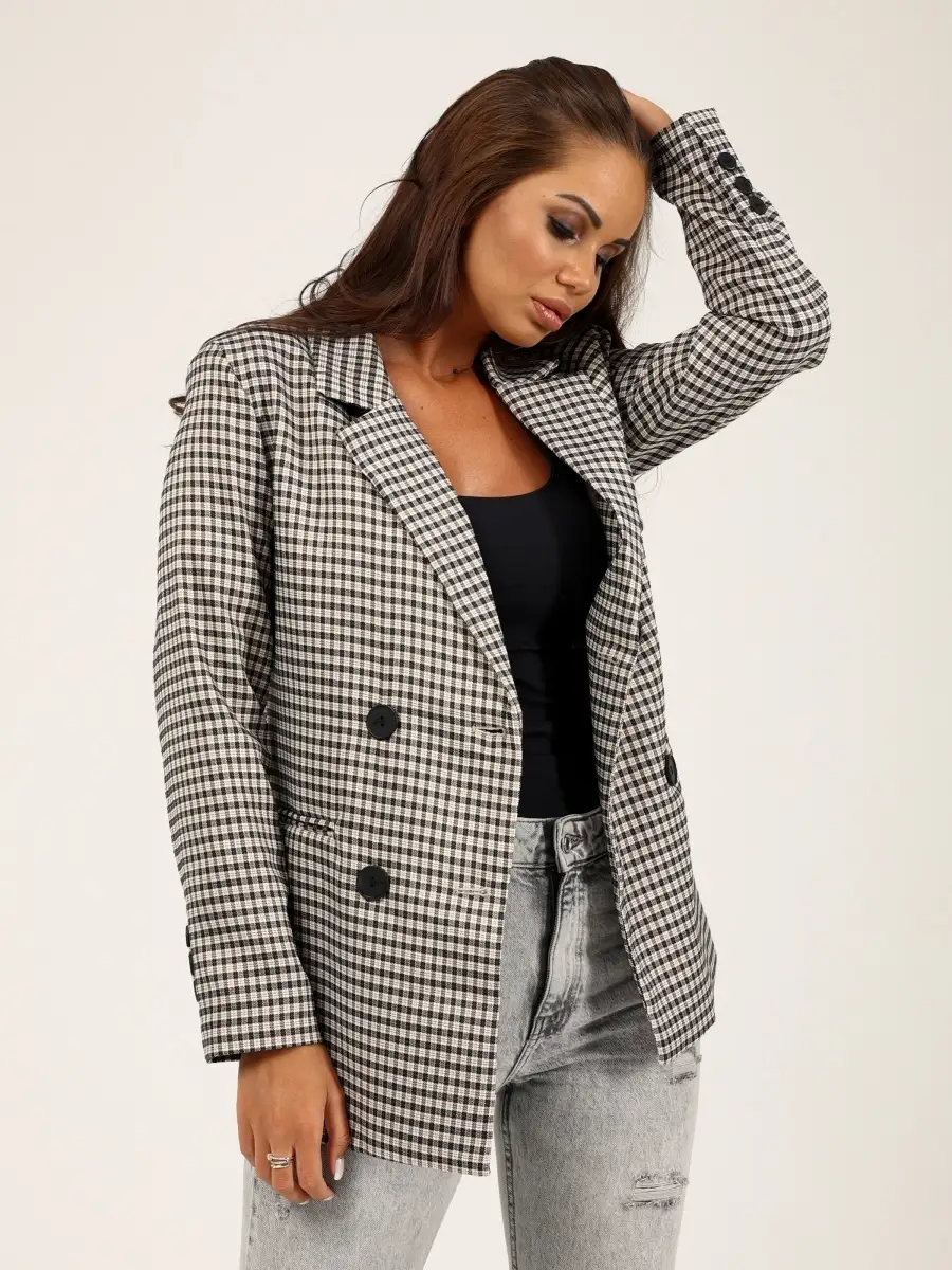 Пиджак женский kumaiba. Kumaiba пиджак. Пенелопа крус в костюме. Kumaiba костюм женский розовый. Kumaiba женская одежда.