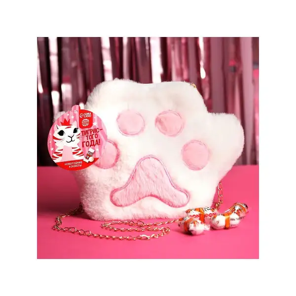 Сладкий новогодний подарок в сумочке