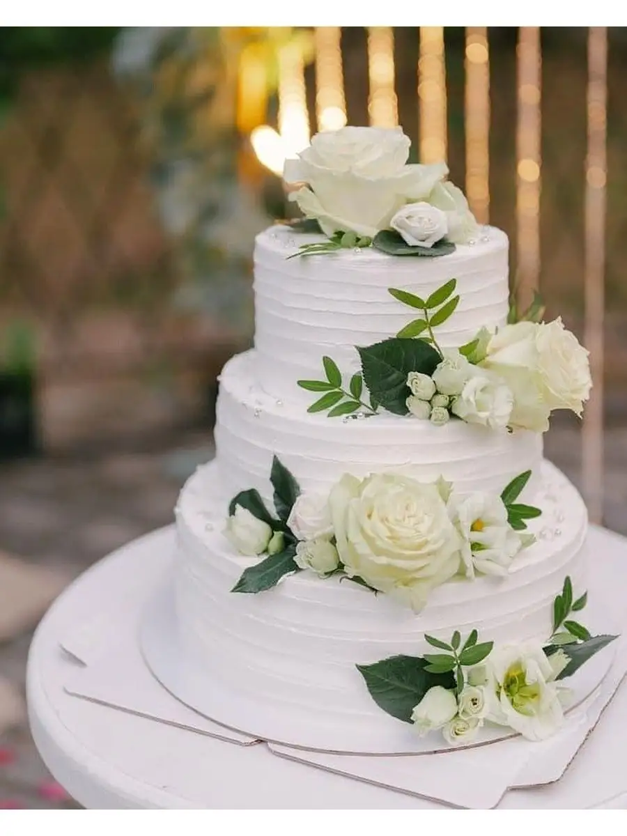 Как правильно рассчитать вес и размер свадебного торта?